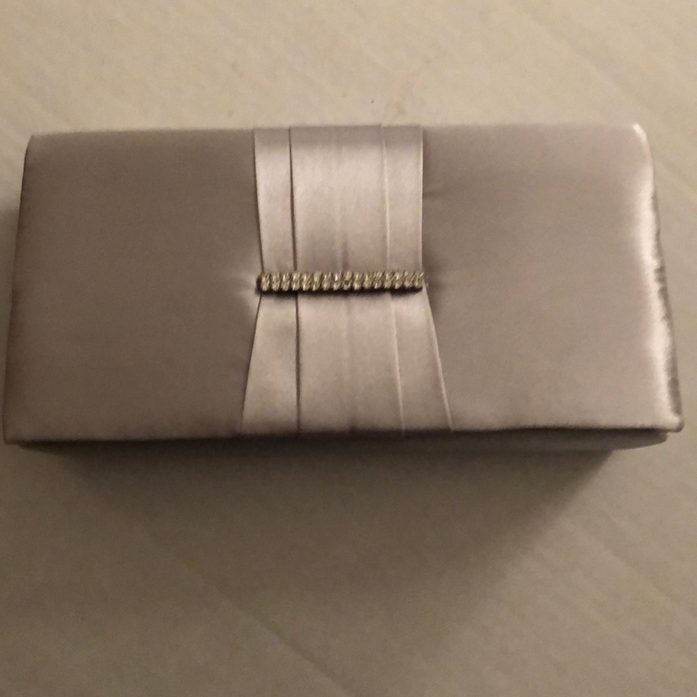 🌸Silver Evening Clutch by Style & Co🌸